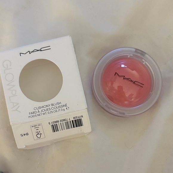 MAC Glow Play Cushiony Blush heat index bnib - Picture 1 of 3